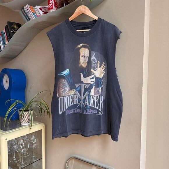 Vintage 1998 Undertaker Buried Alive WWF Shirt - Picture 1 of 8